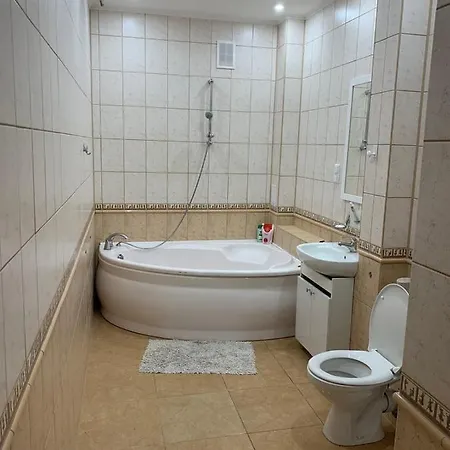 2-Комнатная Квартира На Соборной Mykolaiv Exterior photo