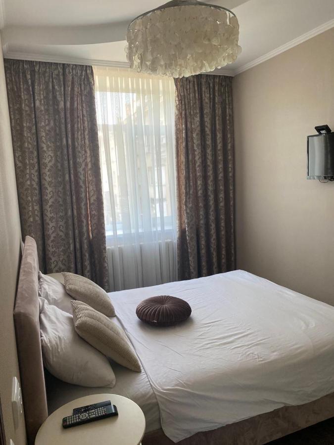 2-комнатная на соборной Apartment *